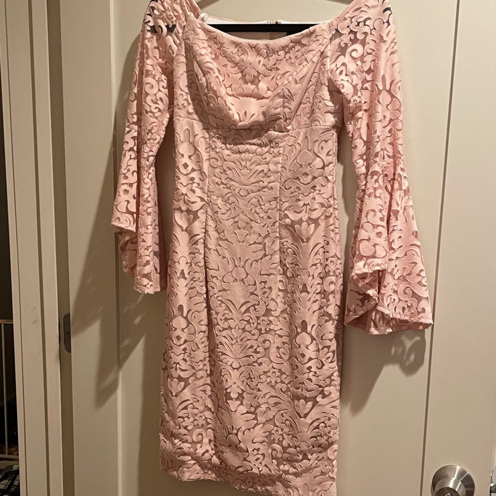 Elegant Pink Lace Dress